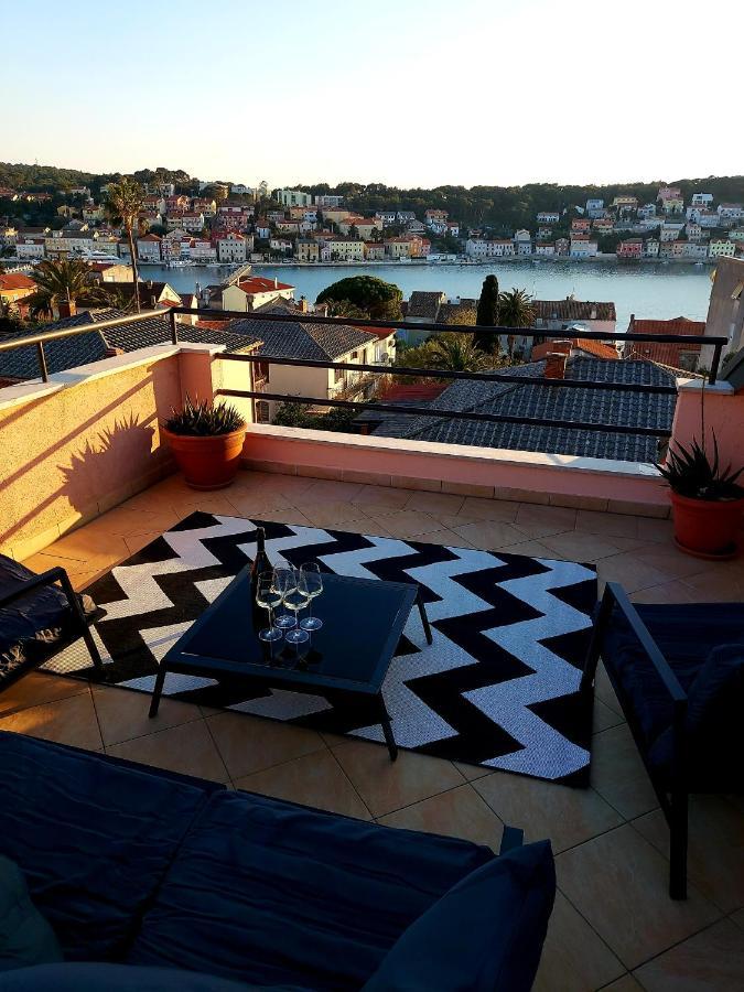 Apartment Sun View Mali Losinj Ngoại thất bức ảnh