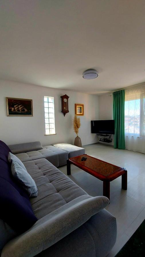 Apartment Sun View Mali Losinj Ngoại thất bức ảnh